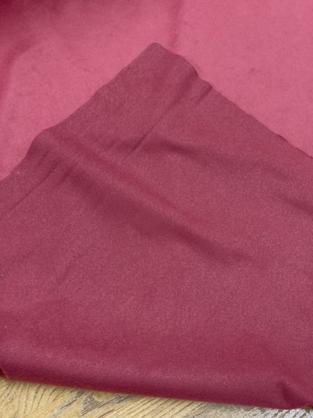 画像3: 生地:ポリエステル100%カラースエード(エンジ) (3)