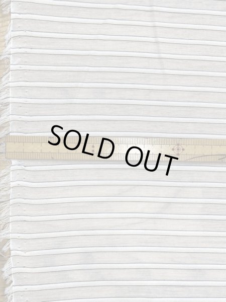 画像2: 生地：シアー素材・ポリエステルボーダー（白／クリーム） (2)