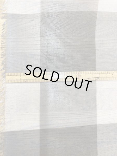 画像2: 生地：ダブル幅ブロックチェック柄プリントシフォン（白／黒） (2)