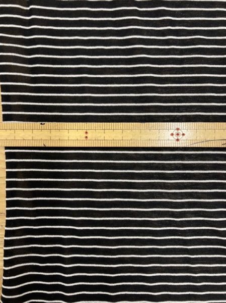 画像2: 生地：細ボーダー薄手ニット（黒／白） (2)