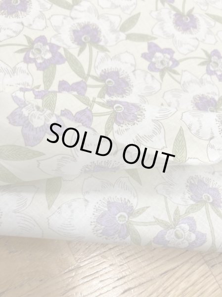 画像4: 生地:綿100%花柄プリント80ローン(イエロー/ベージュ) (4)