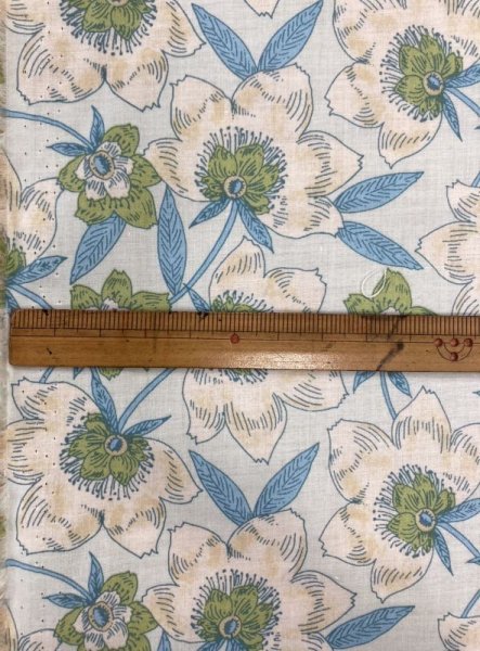 画像2: 生地:綿100%花柄プリント80ローン(グリーン/ベージュ) (2)