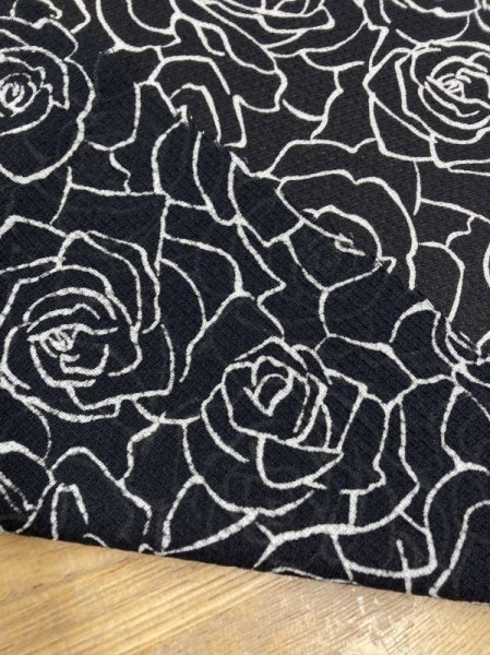画像3: 生地:透かし編みポリエステル100%薔薇柄プリント(黒/白) (3)