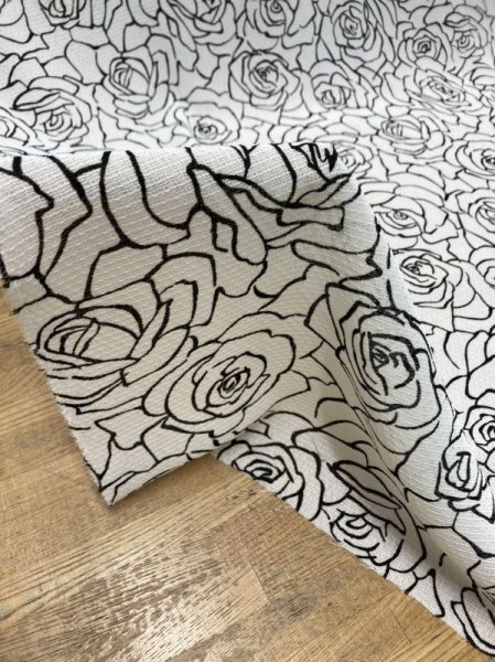画像5: 生地:透かし編みポリエステル100%薔薇柄プリント(白/黒) (5)