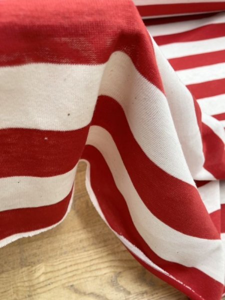 画像8: 生地:綿100%ボーダー柄天竺ニット(キナリ/赤) (8)