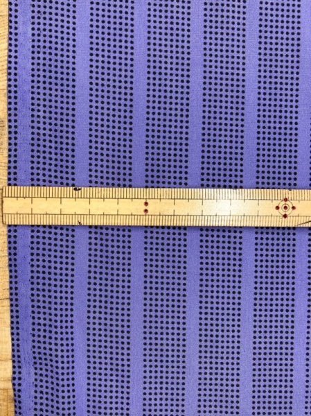 画像2: 生地:ドットストライプ柄ポリエステル(パープル) (2)