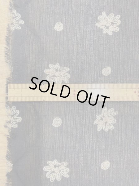 画像2: 生地:プリント楊柳ポリエステル(黒/ベージュ) (2)