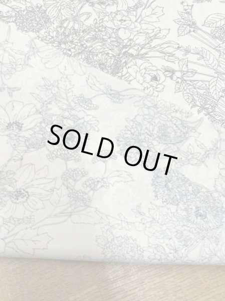 画像3: 生地:花柄プリントシルク調ポリエステル(クリーム/黒) (3)