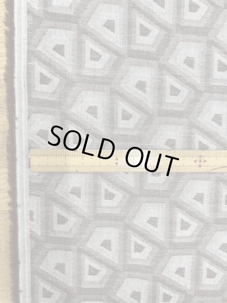 画像3: 生地:綿100%スクエア柄ジャガード(ベージュ/茶) (3)