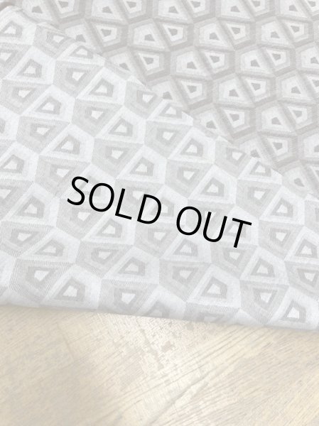 画像5: 生地:綿100%スクエア柄ジャガード(ベージュ/茶) (5)