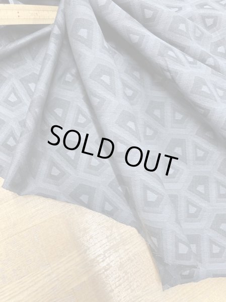 画像6: 生地：綿100％スクエア柄ジャガード（薄グレー／グレー） (6)