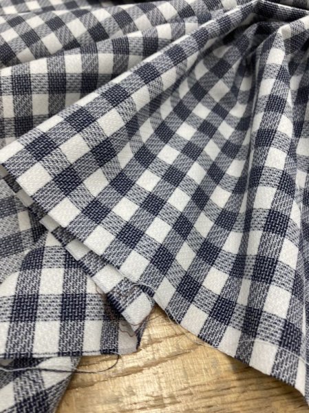 画像7: 生地:ポリ100%かすれギンガムチェック(紺/白) (7)