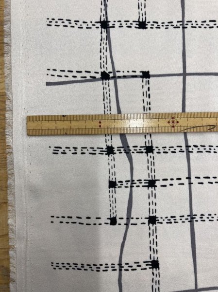 画像2: 生地:ポリ100%プリント(生成/黒) (2)