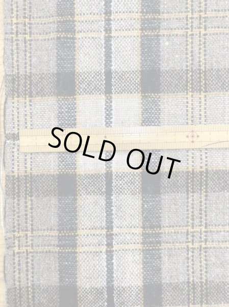 画像2: 生地:タータンチェック柄ウールポリ(ベージュ/グレー黒黄) (2)