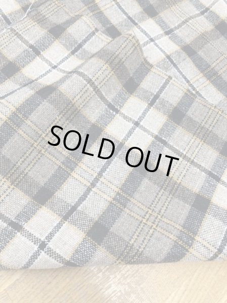 画像3: 生地:タータンチェック柄ウールポリ(ベージュ/グレー黒黄) (3)