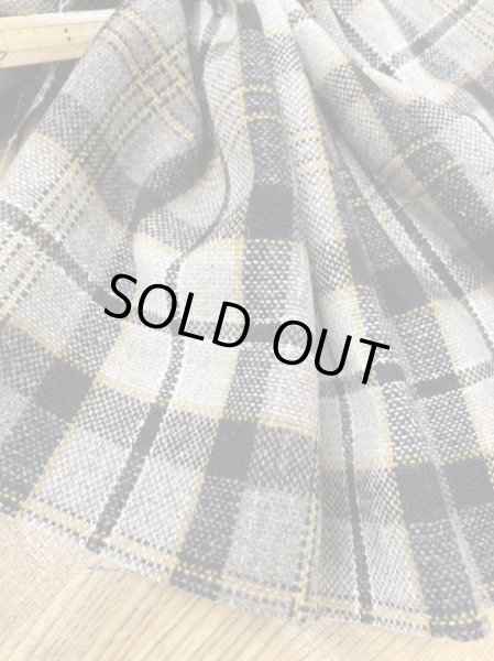 画像5: 生地:タータンチェック柄ウールポリ(ベージュ/グレー黒黄) (5)