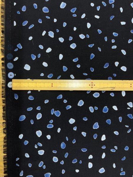 画像2: 生地:ポリエステル100%ツブツブプリント(紺/青) (2)