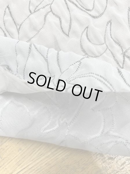 画像4: 生地:ポリ100%ふくれ加工花柄接結プリント(グレー/紺) (4)