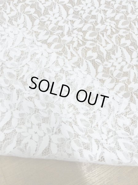 画像3: 生地:ポリ100%刺繍ケミカルレース生地(オフ白) (3)