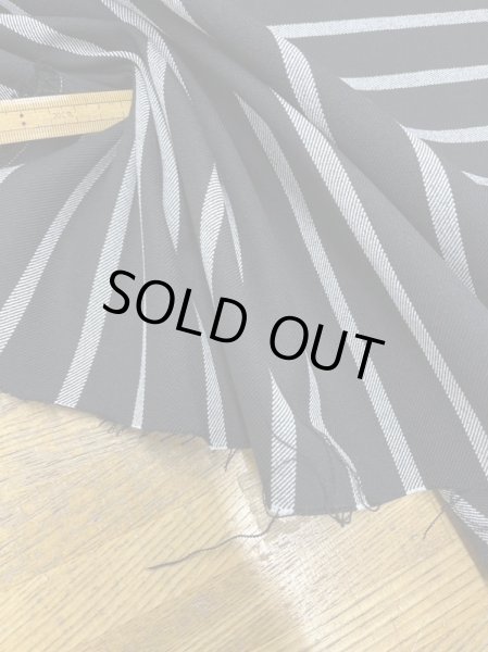 画像5: 生地:ストライプ柄綾織りポリエステルストレッチ(黒/白) (5)