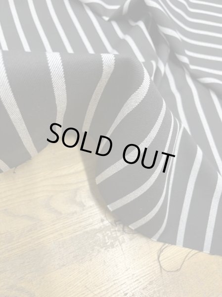 画像7: 生地:ストライプ柄綾織りポリエステルストレッチ(黒/白) (7)