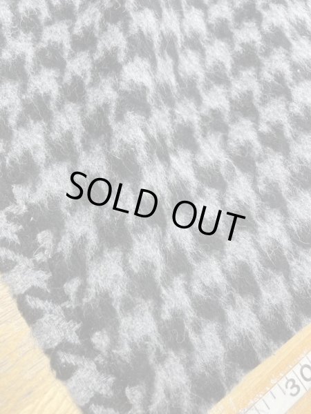 画像9: 生地:千鳥格子柄ウールシャギー(グレー/黒) (9)