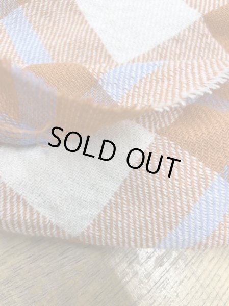 画像4: 生地:チェック柄ウールコットンざっくり編み縮み加工(オレンジ) (4)