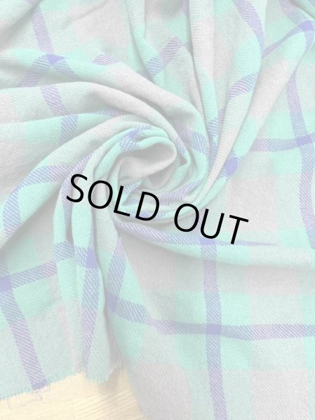 画像6: 生地:チェック柄ウールコットンざっくり編み縮み加工(グリーン) (6)