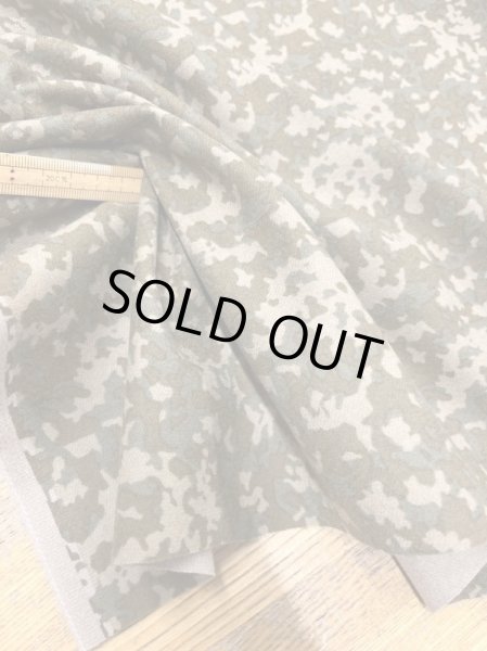 画像5: 生地:ウール100%迷彩柄プリント(ベージュ/緑) (5)