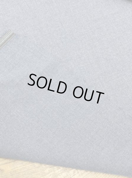 画像3: 生地:ポリエステルストレッチ(くすみデニムブルー) (3)