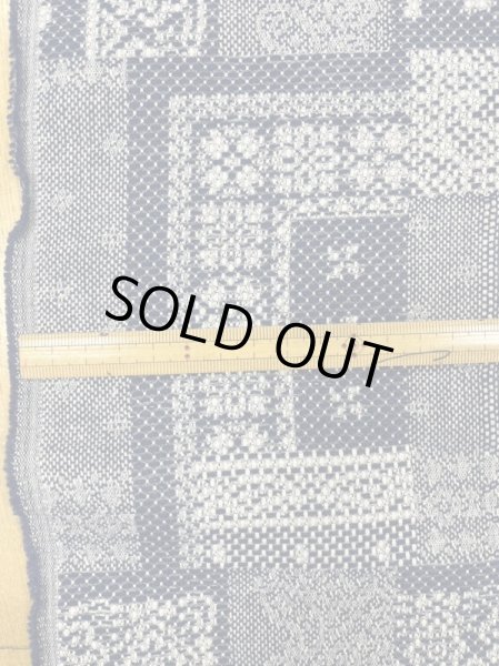 画像2: 生地:綿100%レースパッチ柄刺し子ジャガードエアタン仕上(紺/白) (2)