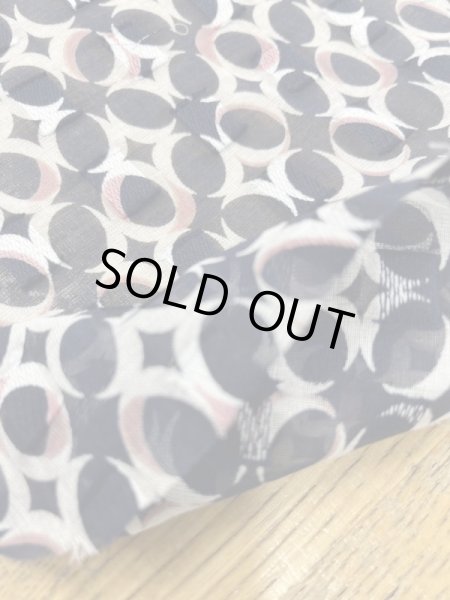 画像4: 生地：スクエアカットドビー水玉柄プリント（紺／白） (4)