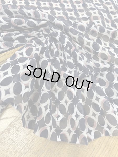 画像5: 生地：スクエアカットドビー水玉柄プリント（紺／白） (5)