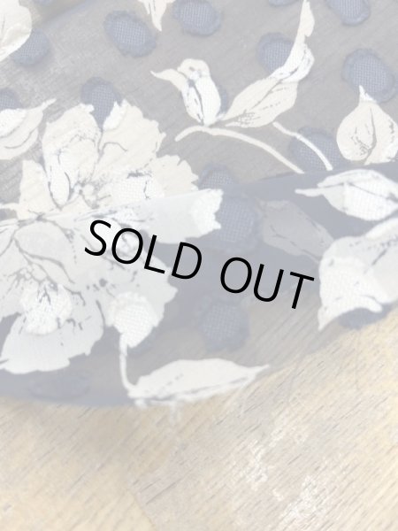 画像4: 生地：水玉カットドビー花柄プリント（紺／ベージュ） (4)