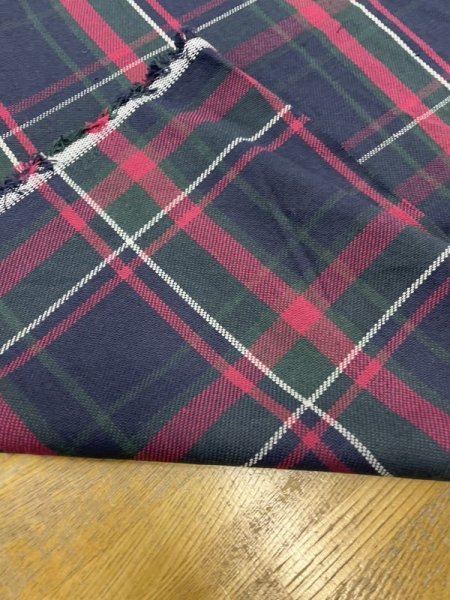 画像3: 生地:綿100%厚手タータンチェック(紺緑赤) (3)