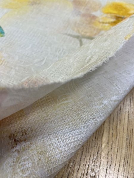 画像5: 生地：綿100％BIGフラワー柄プリント（クリーム） (5)