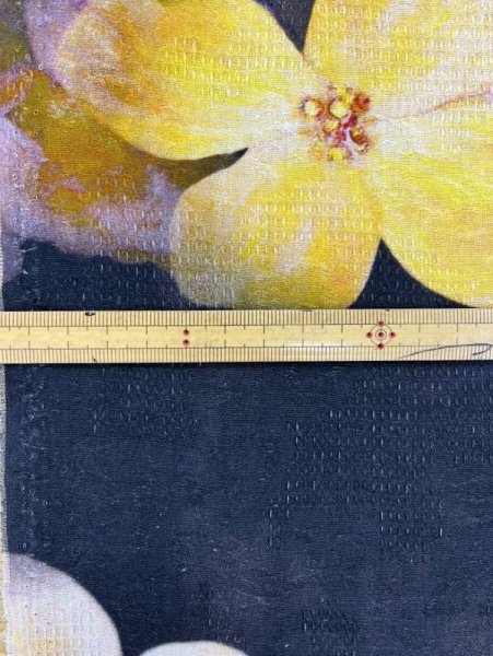 画像3: 生地：綿100％BIGフラワー柄プリント（黒） (3)