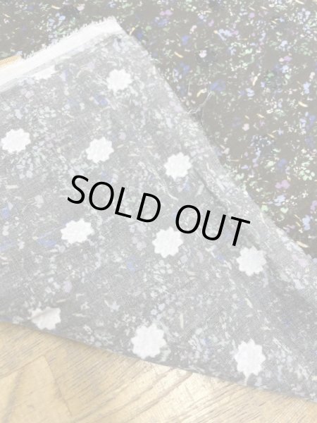 画像8: 生地:花柄カットボイル(黒地) (8)