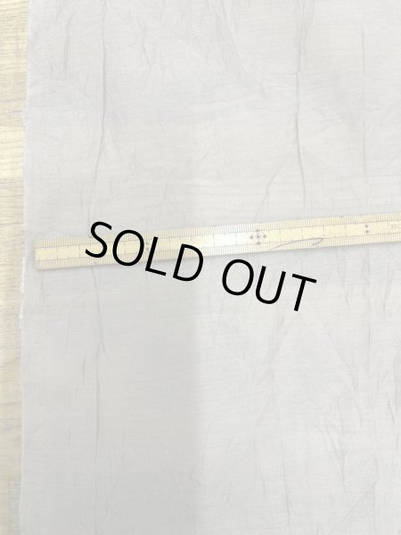 画像2: 生地:ポリ100%シアー素材シワ加工(ベージュ) (2)