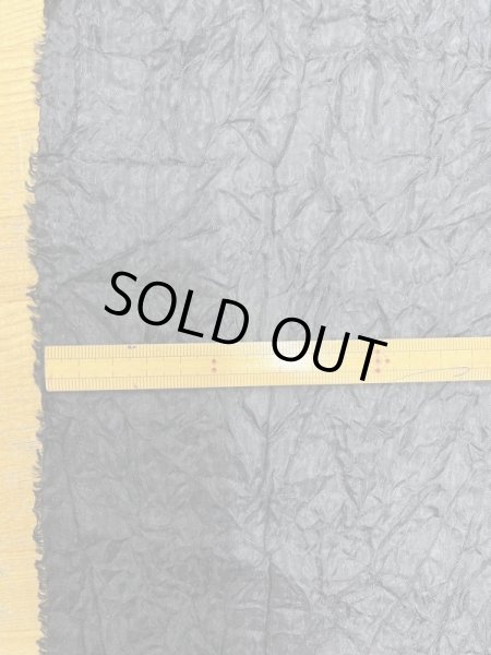 画像2: 生地:ポリ100%シアー素材シワ加工(黒) (2)