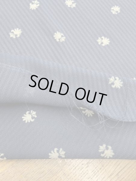 画像4: 生地:ストライプ織りプリントポリエステル(紺/ベージュ) (4)