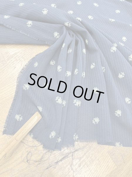 画像5: 生地:ストライプ織りプリントポリエステル(紺/ベージュ) (5)