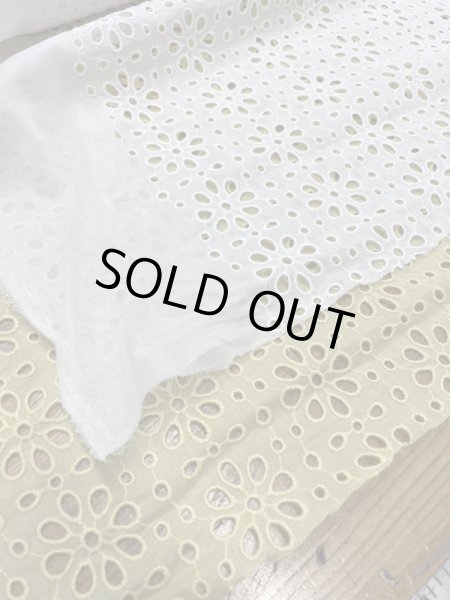 画像8: 生地:綿ポリ花柄刺繍レース(黄色) (8)