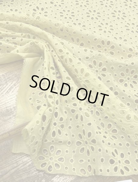 画像5: 生地:綿ポリ花柄刺繍レース(黄色) (5)