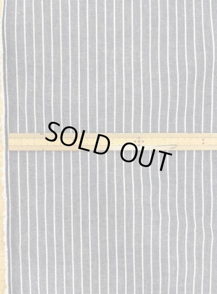 画像2: 生地：綿100％ピンストライプ柄ダンガリー（紺／白） (2)