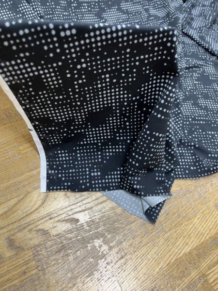 画像7: 生地:ポリエステル100%2wayランダムドット柄ニット(黒/グレ―) (7)