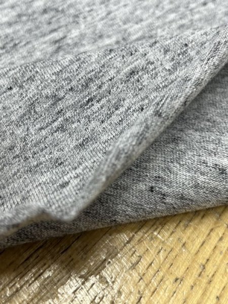 画像4: 生地:綿100%ツブツブ霜降り天竺ニット(グレー) (4)
