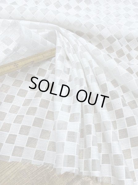 画像5: 生地：ポリエステル100％シアー素材格子柄（白） (5)