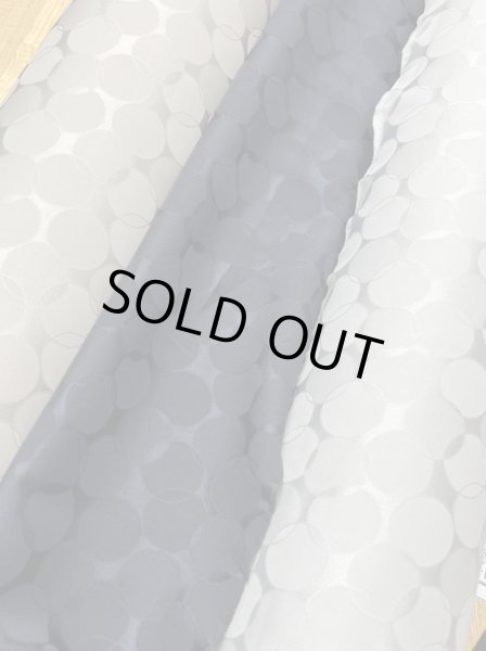 画像8: 生地：ポリストレッチサテンジャガード織り（紺） (8)