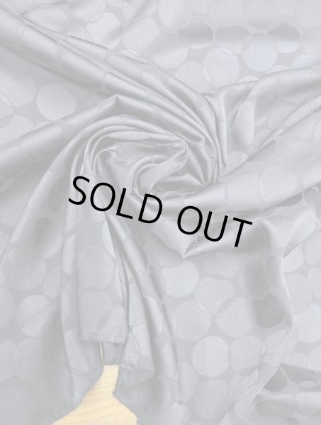 画像6: 生地：ポリストレッチサテンジャガード織り（紺） (6)